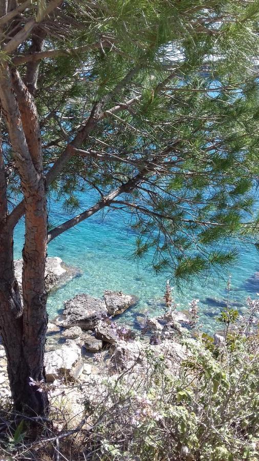 Iliolithos Rooms Kardhamili Esterno foto