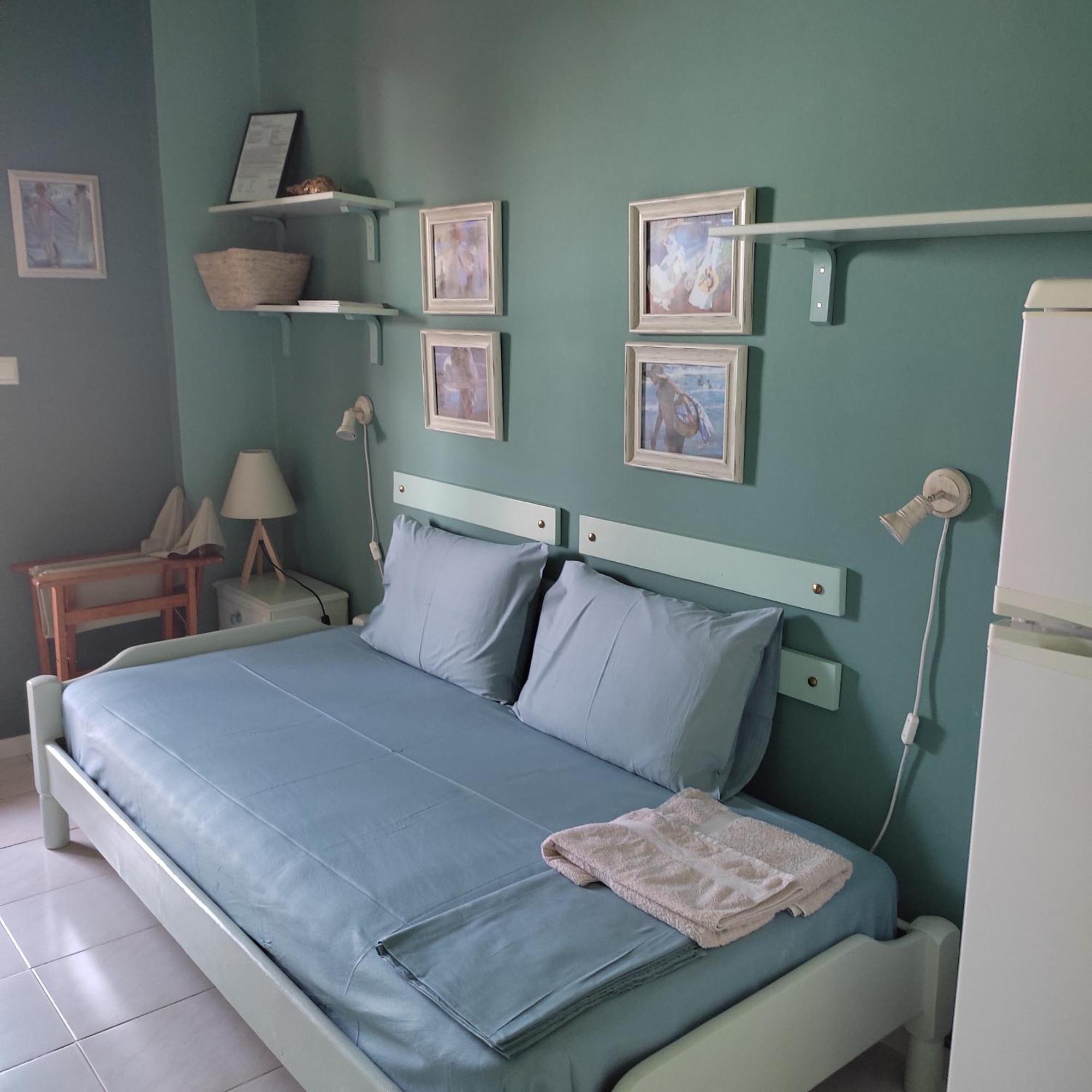 Iliolithos Rooms Kardhamili Esterno foto