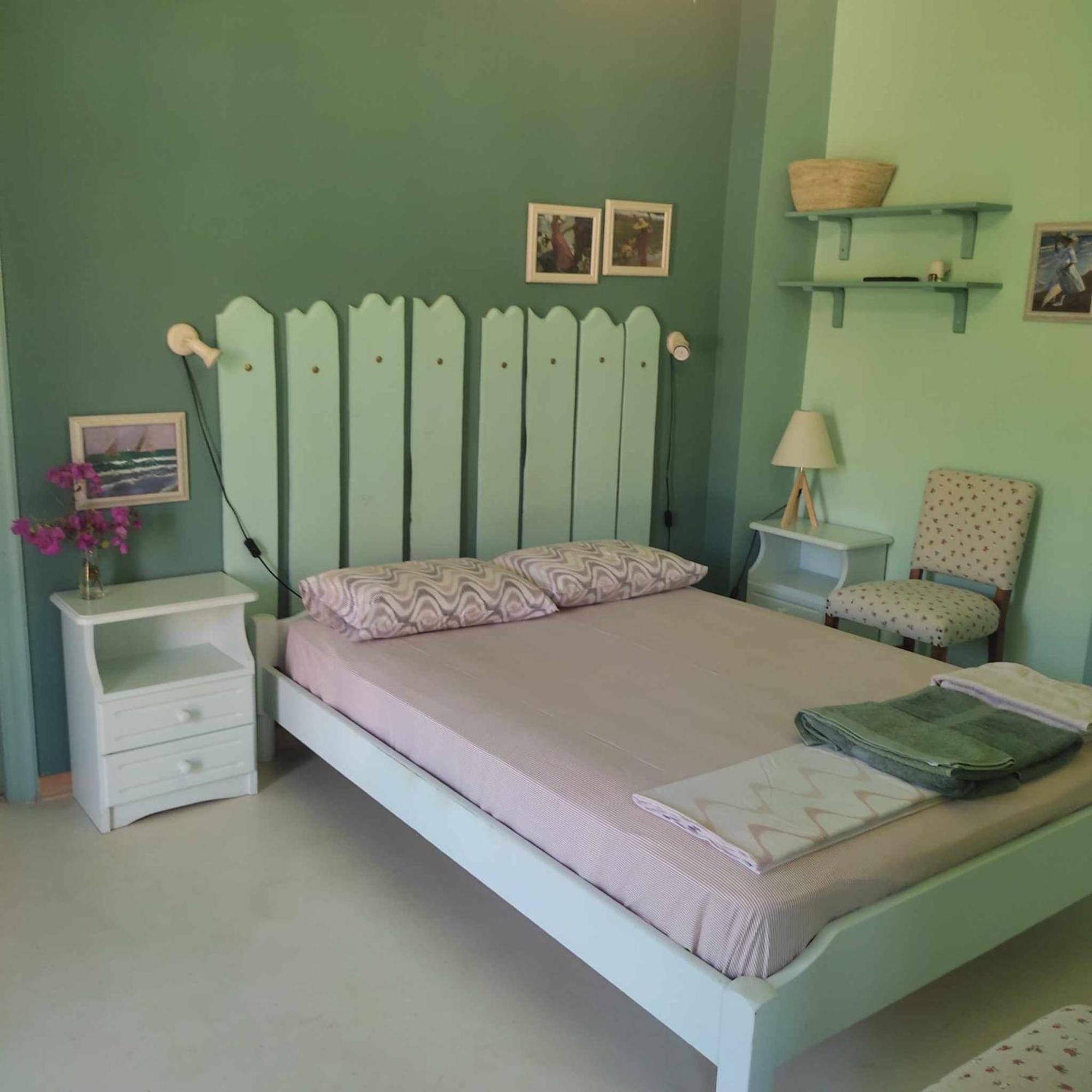 Iliolithos Rooms Kardhamili Esterno foto